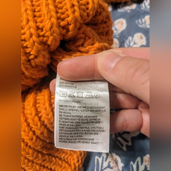 H&M Wool Blend Pumpkin Orange Cropped Turtleneck Sweater sz S - Picture 5 of 8